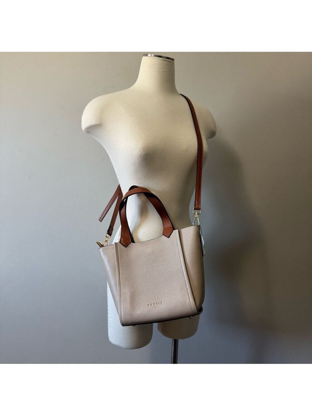 Danier Cream and Brown Crossbody Bag Top Handle and removable strap - Picture 3 of 12